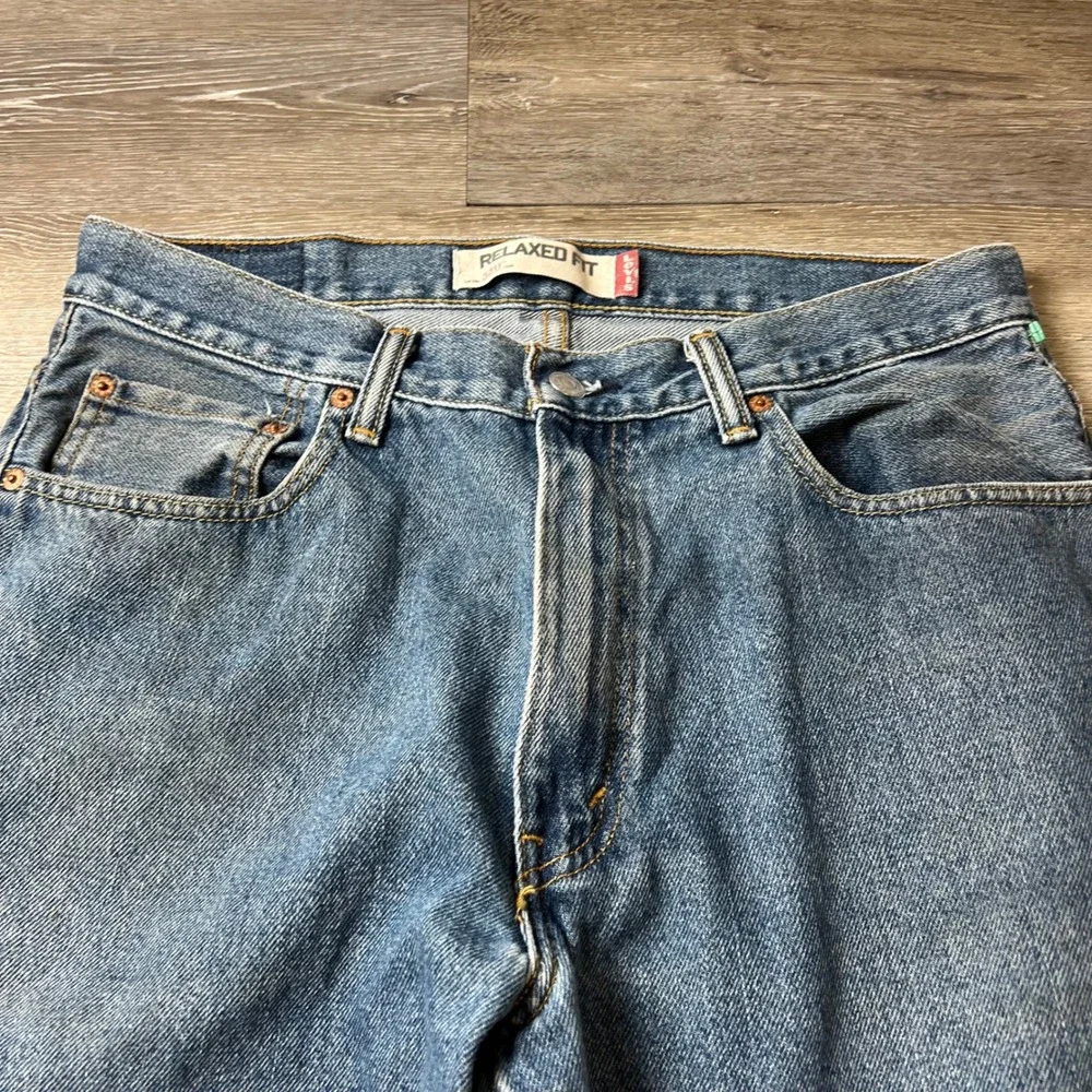 Levis levi 550